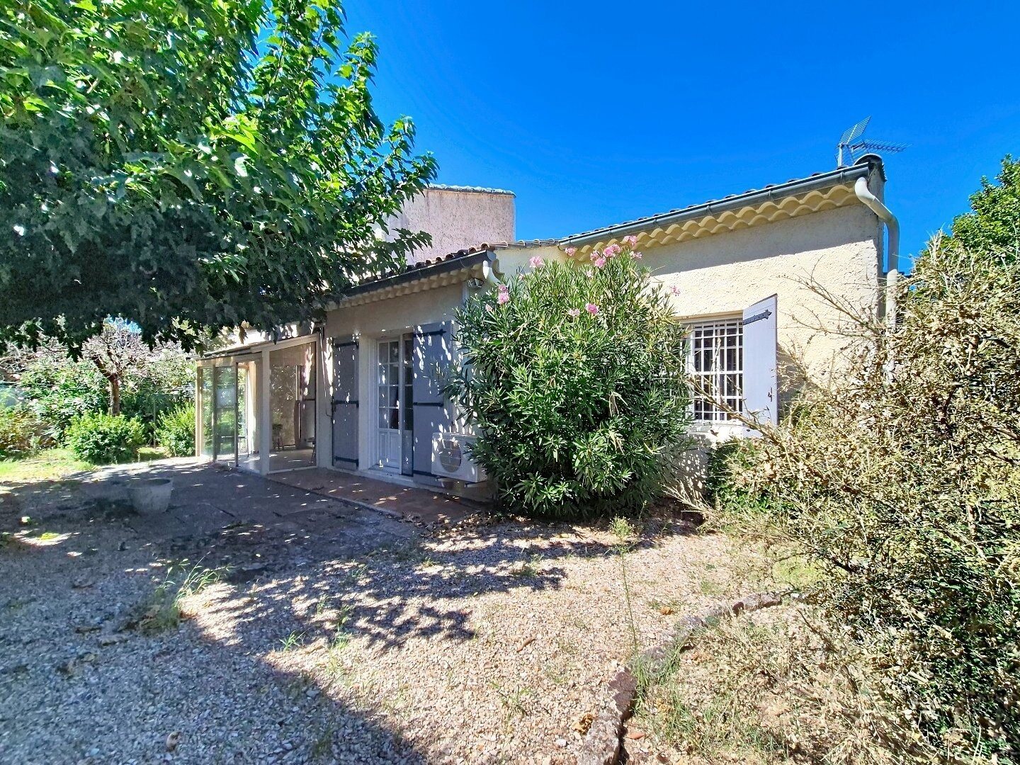 Maison à vendre, 94m², Robion