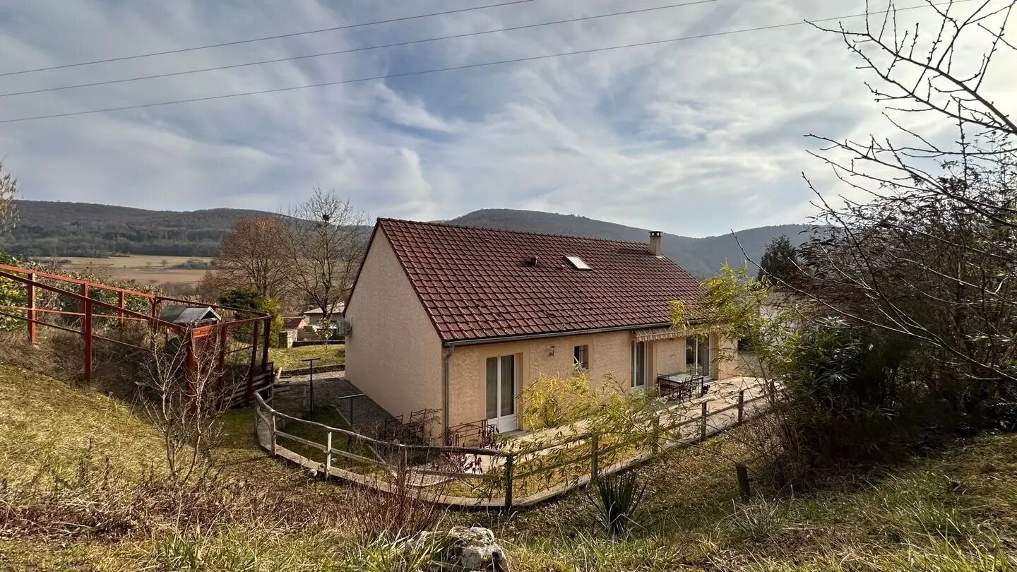 Maison à vendre, 111m², Saint-Victor-sur-Ouche