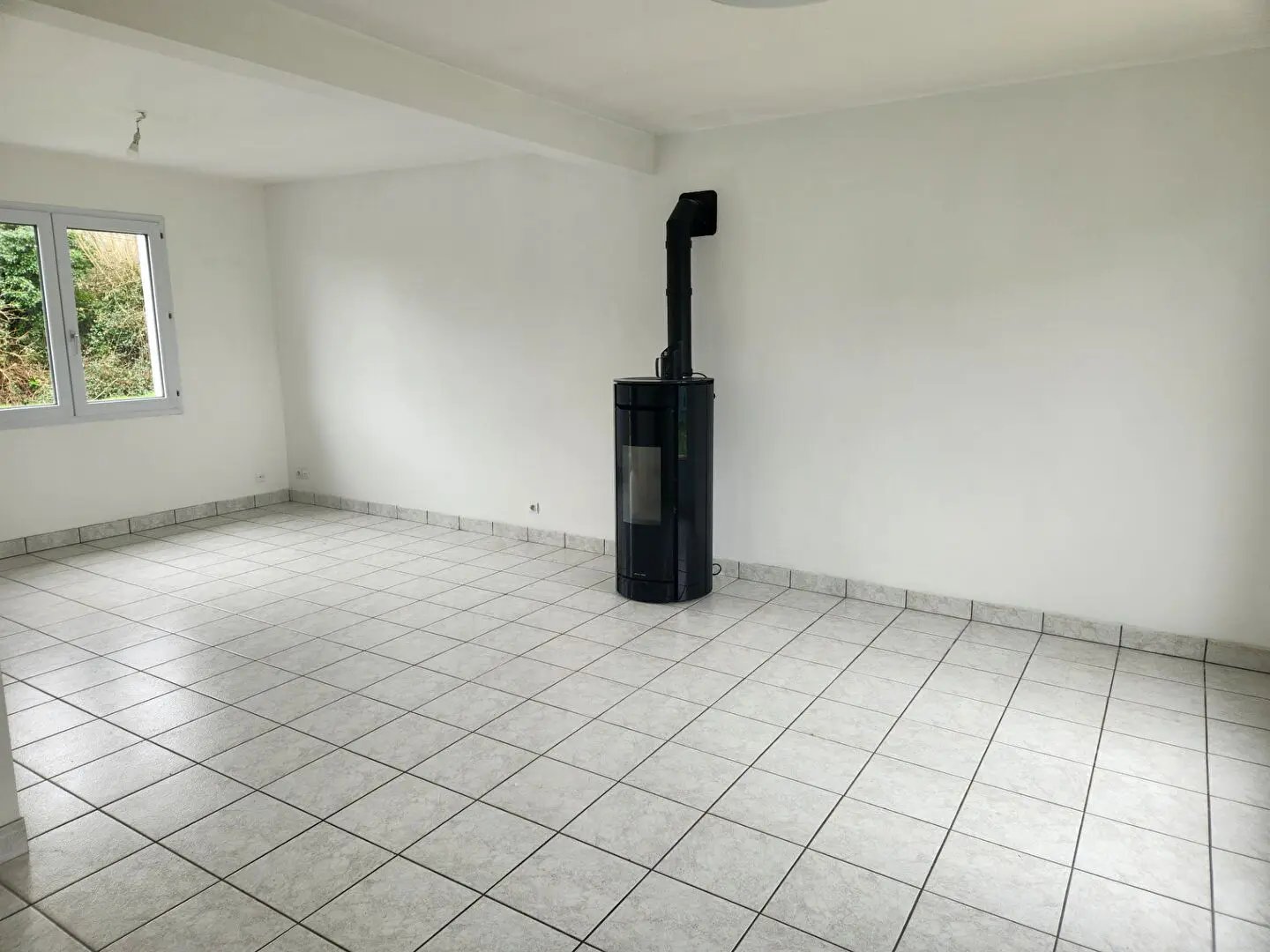 Maison à louer, 76m², Plouvien