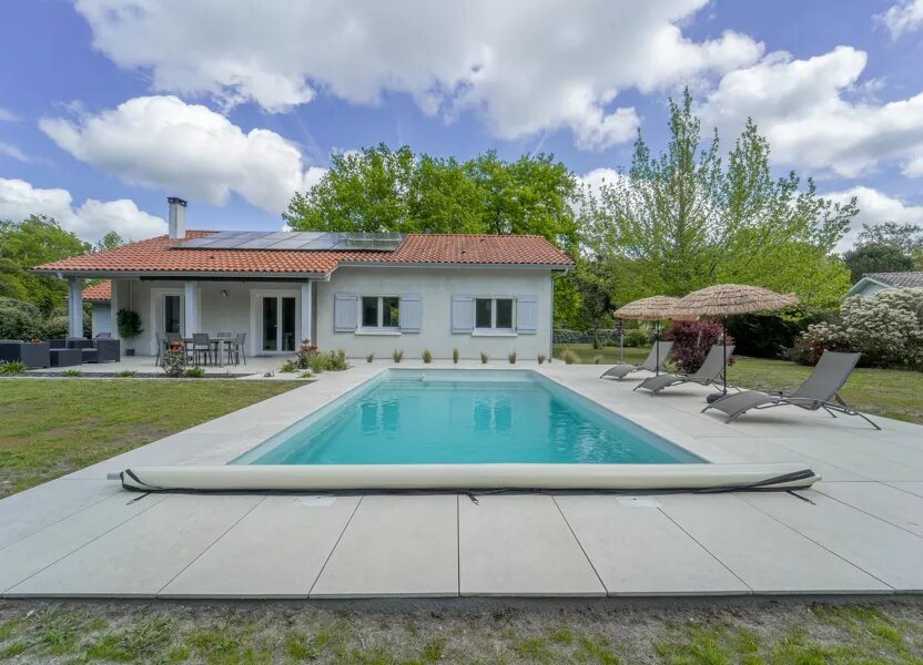 Maison à vendre, 140m², Mézos