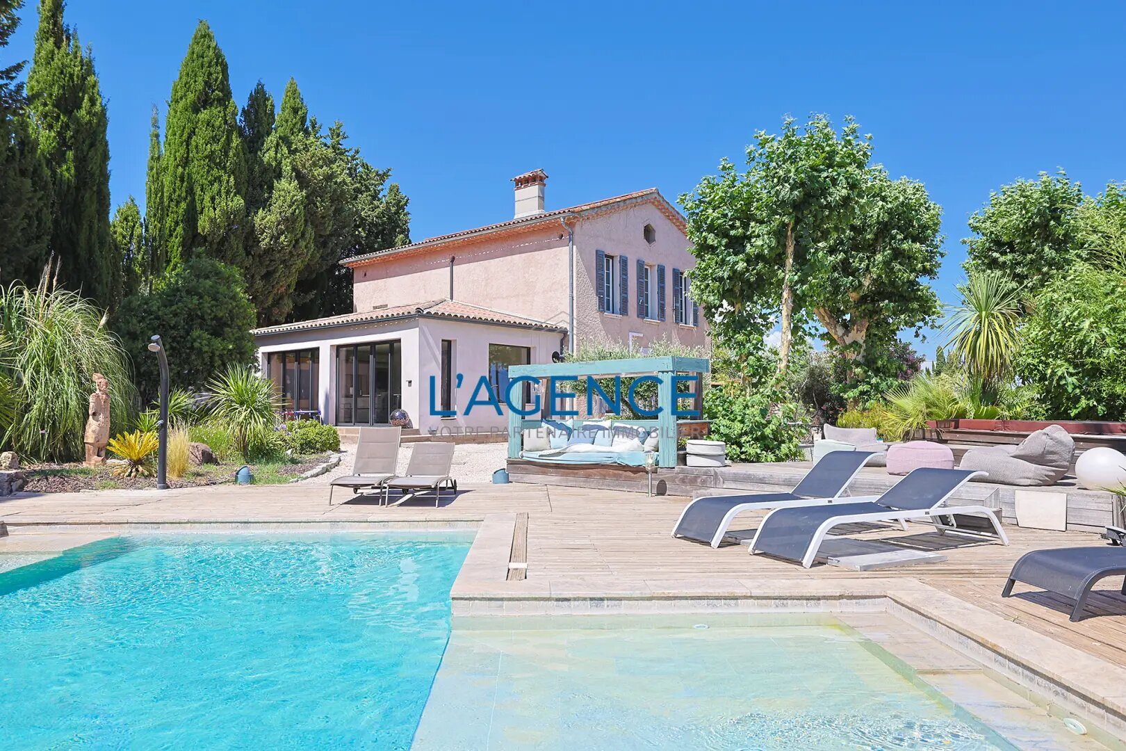 Maison à vendre, 211m², Cuers