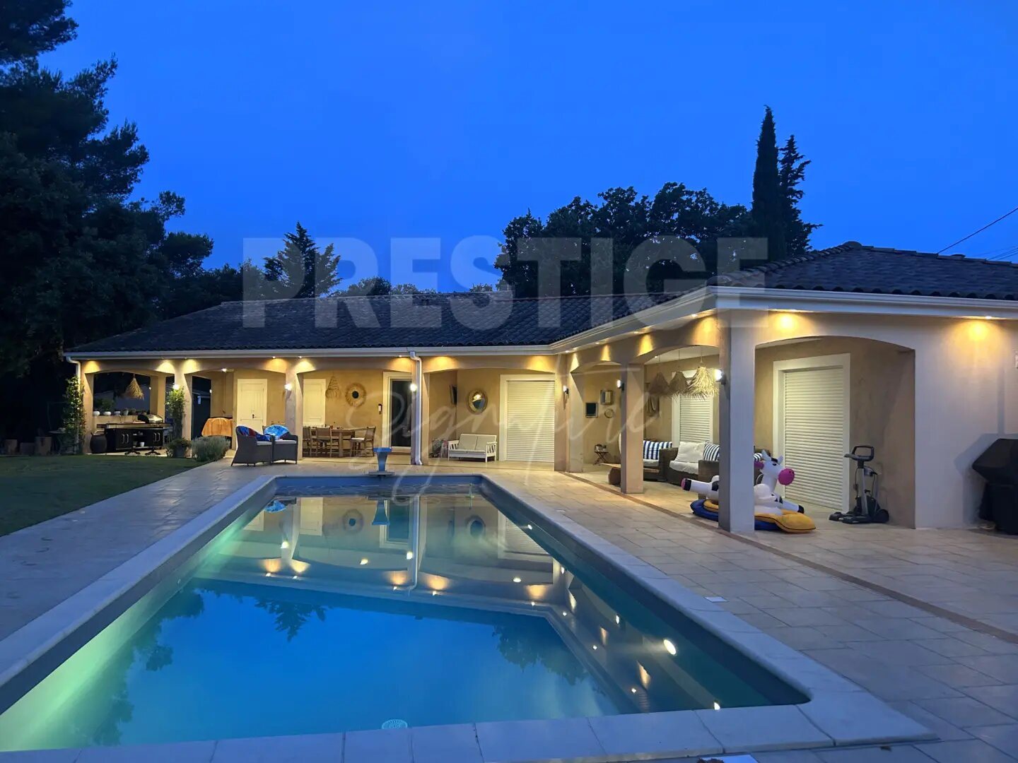 Maison à vendre, 176m², Solliès-Pont