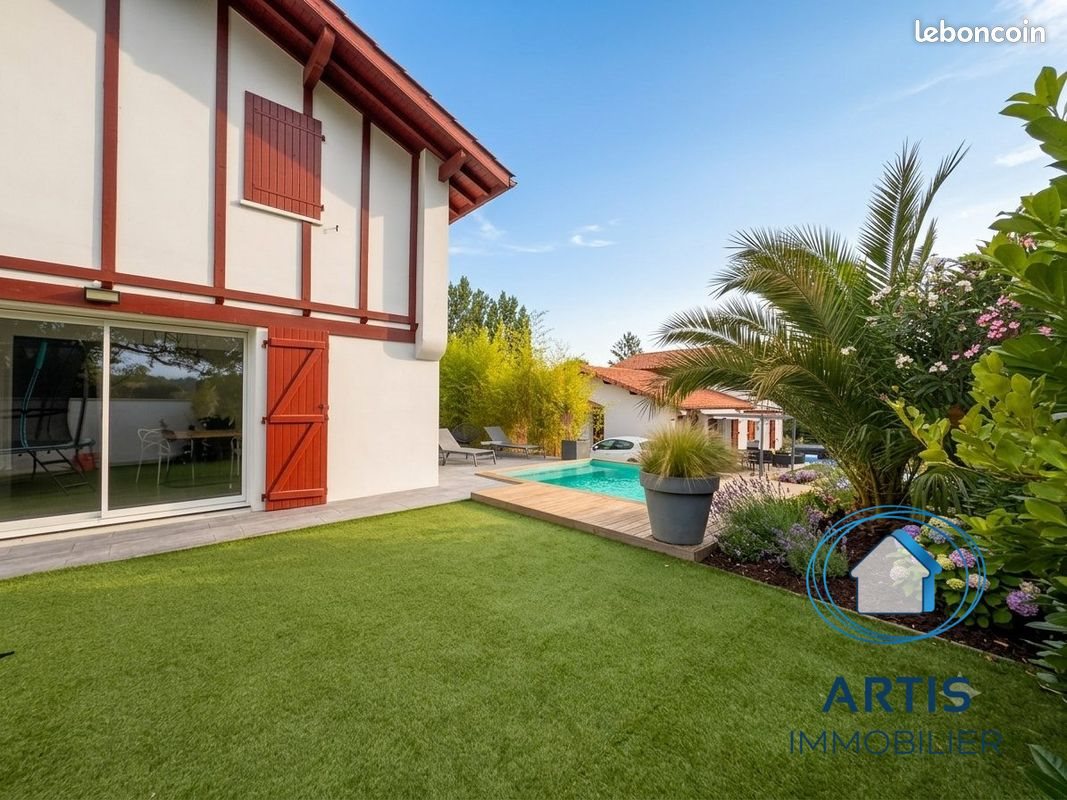 Maison à vendre, 117m², Ahetze
