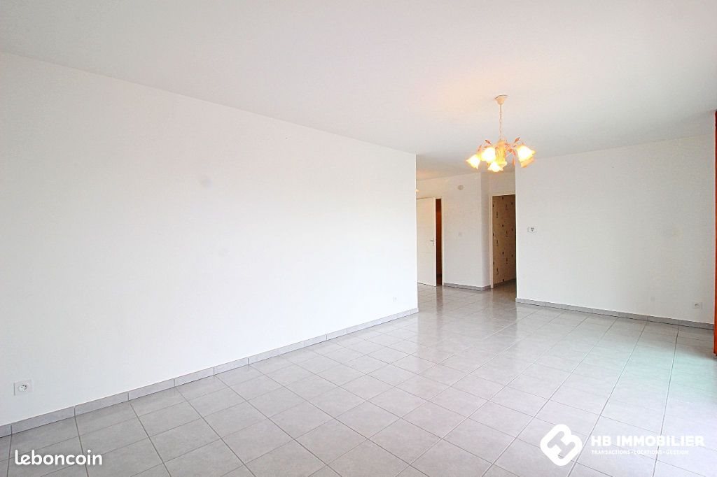 Appartement à louer, 77m², Le Coteau