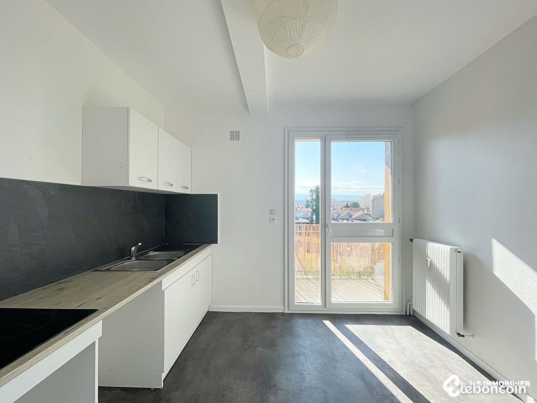 Appartement à louer, 51m², Roanne