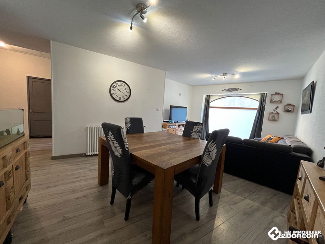 Maison à vendre, 153m², Ambierle