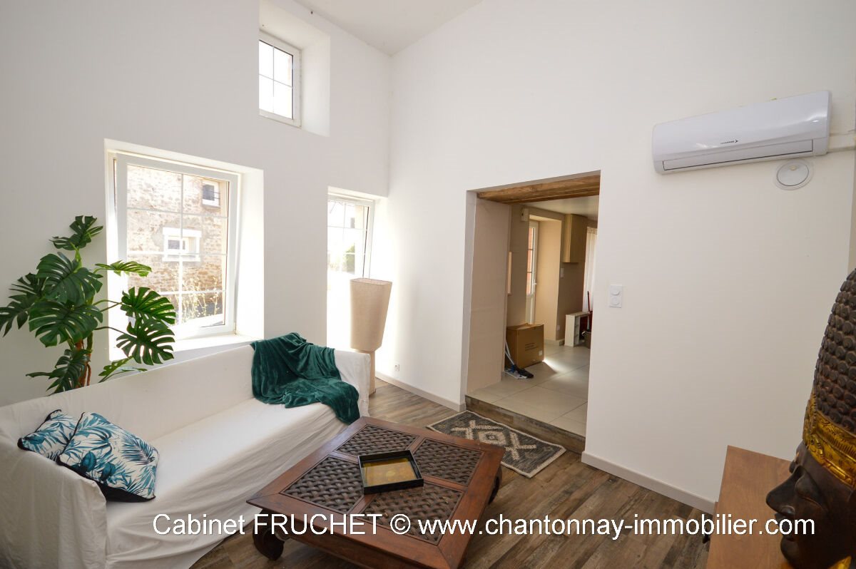 Maison à vendre, 120m², Sigournais