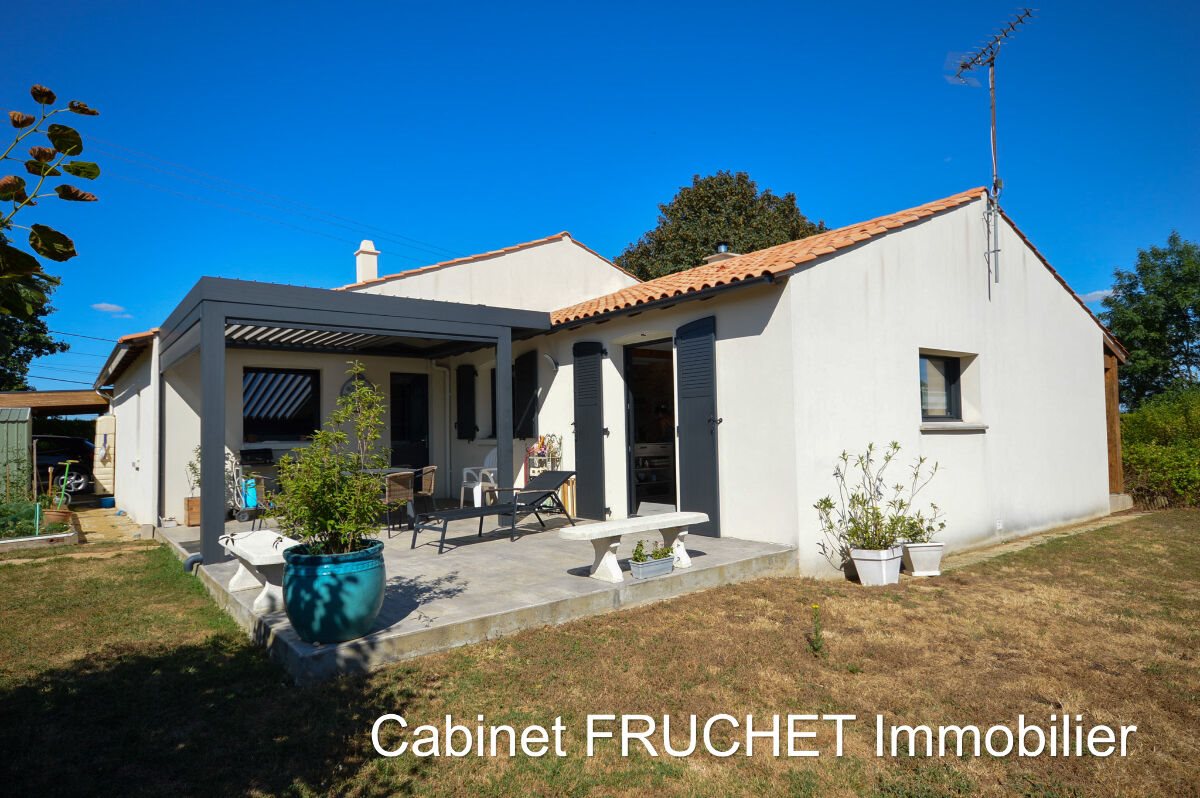 Maison à vendre, 105m², Sigournais
