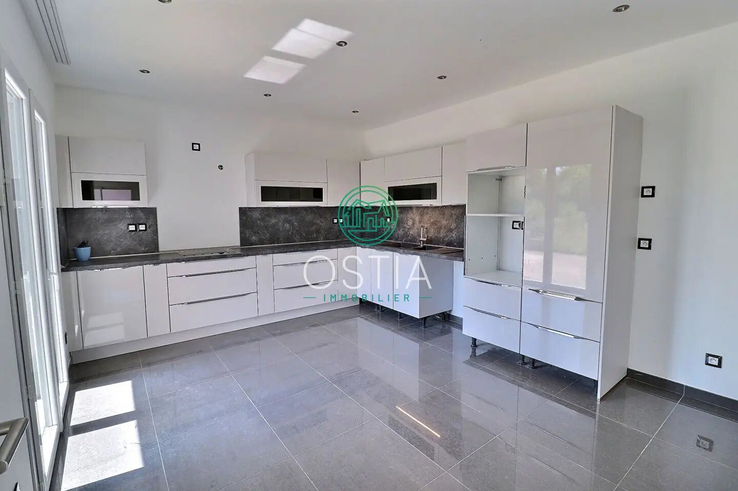 Maison à vendre, 144m², Genilac