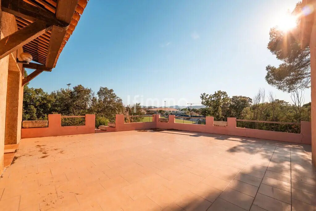 Maison à vendre, 213m², Saint-Raphaël