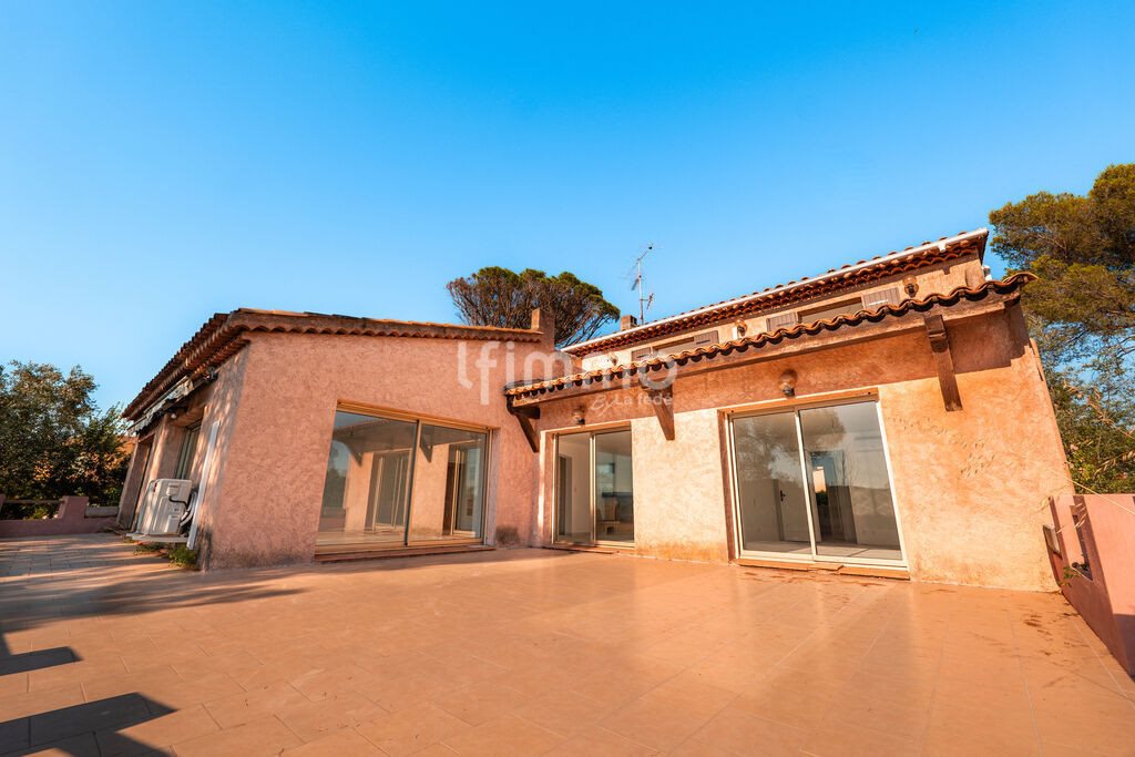 Maison à vendre, 213m², Saint-Raphaël