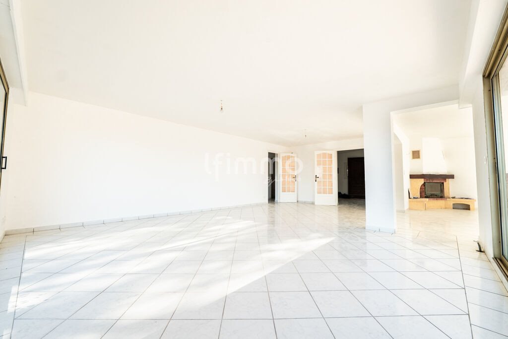Maison à vendre, 213m², Saint-Raphaël