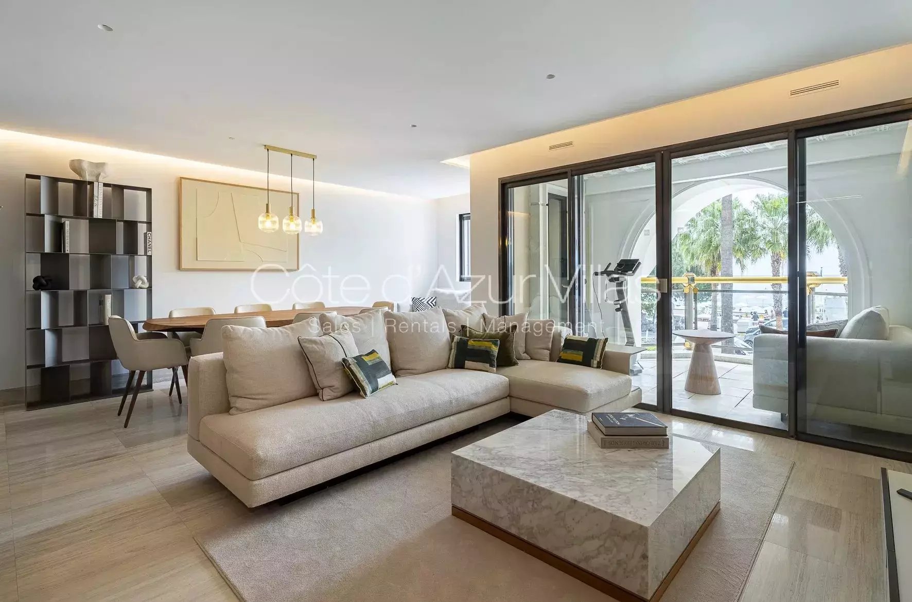Appartement à louer, 3m², Cannes