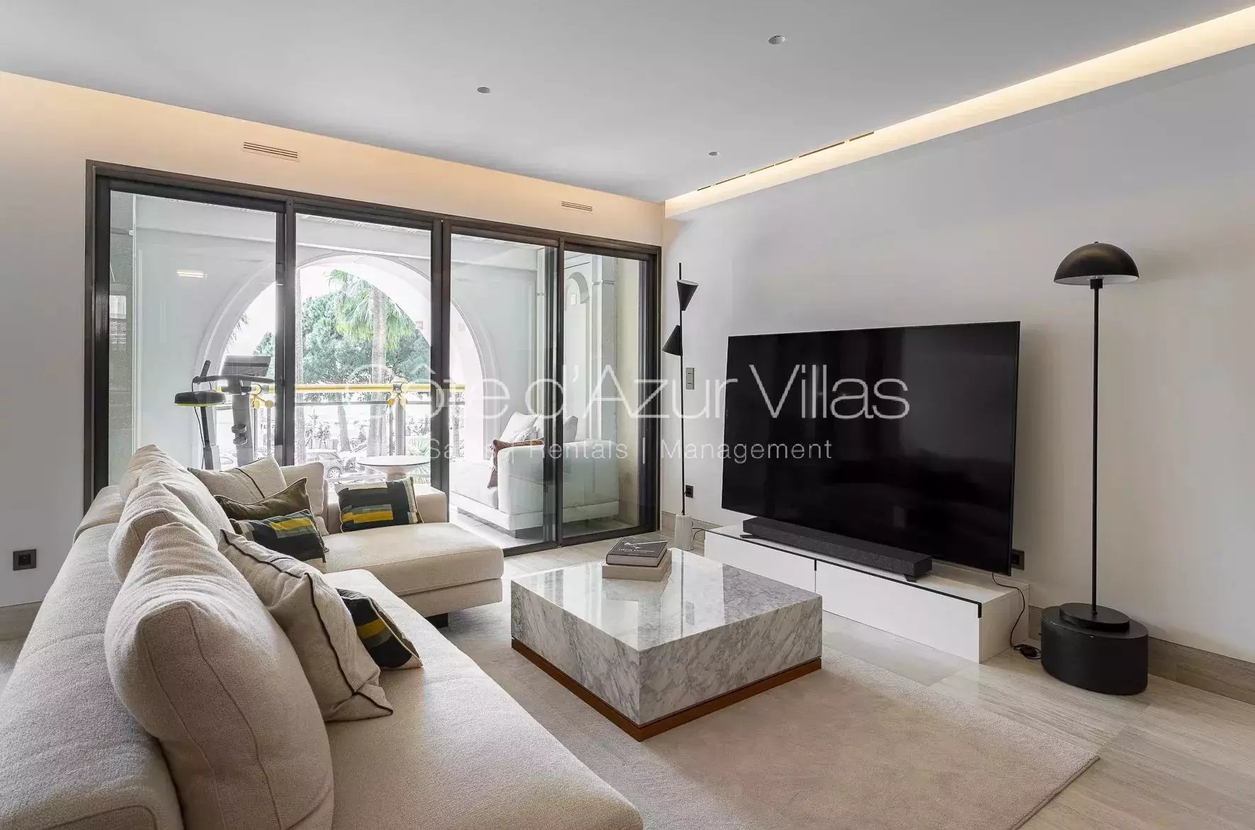 Appartement à louer, 3m², Cannes