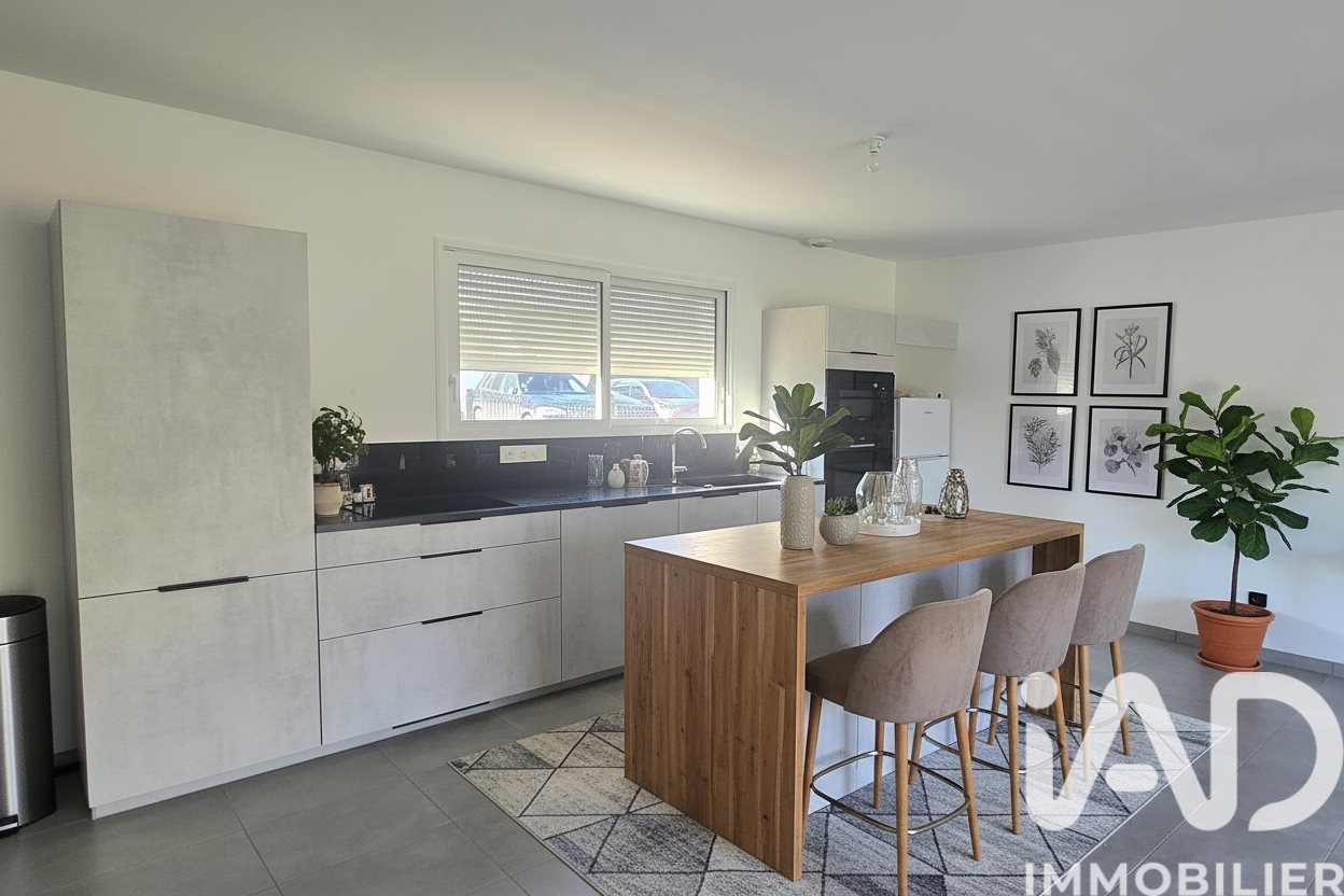 Maison à vendre, 92m², Barjouville