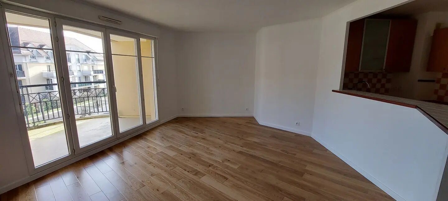 Appartement à louer, 45m², Emerainville