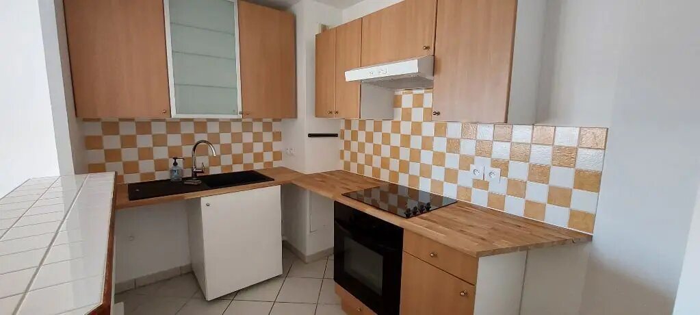 Appartement à louer, 45m², Emerainville