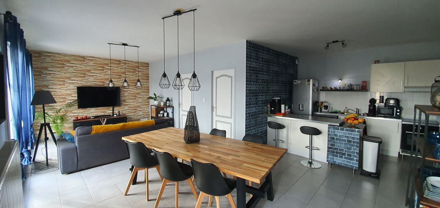 Appartement à louer, 66m², Freneuse