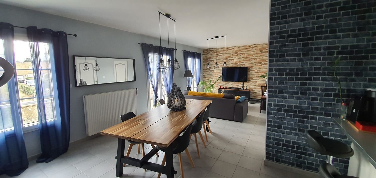 Appartement à louer, 66m², Freneuse