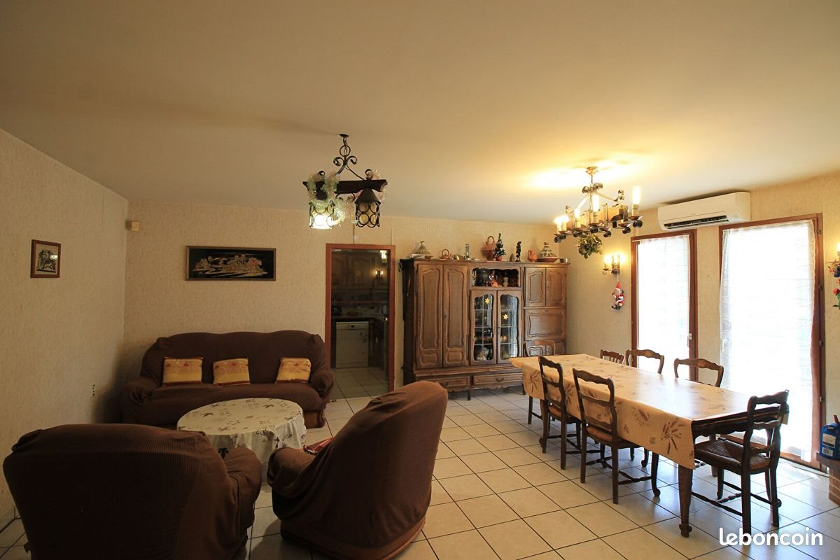 Maison à vendre, 380m², Porte-de-Savoie