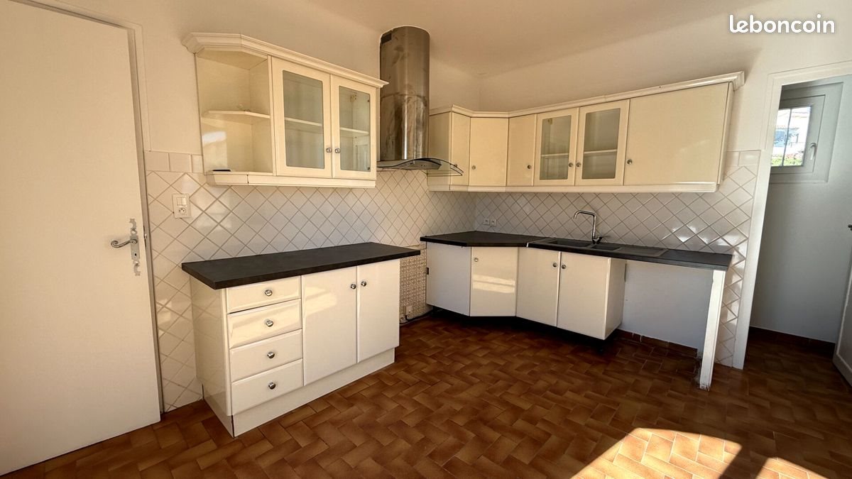 Appartement à louer, 104m², Sausset-les-Pins