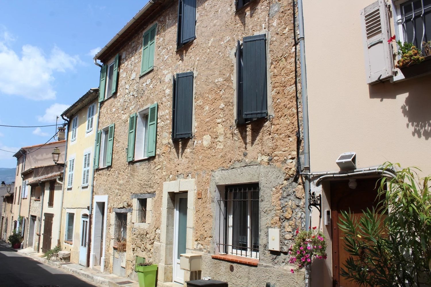 Maison à vendre, 116m², Saint-Cézaire-sur-Siagne