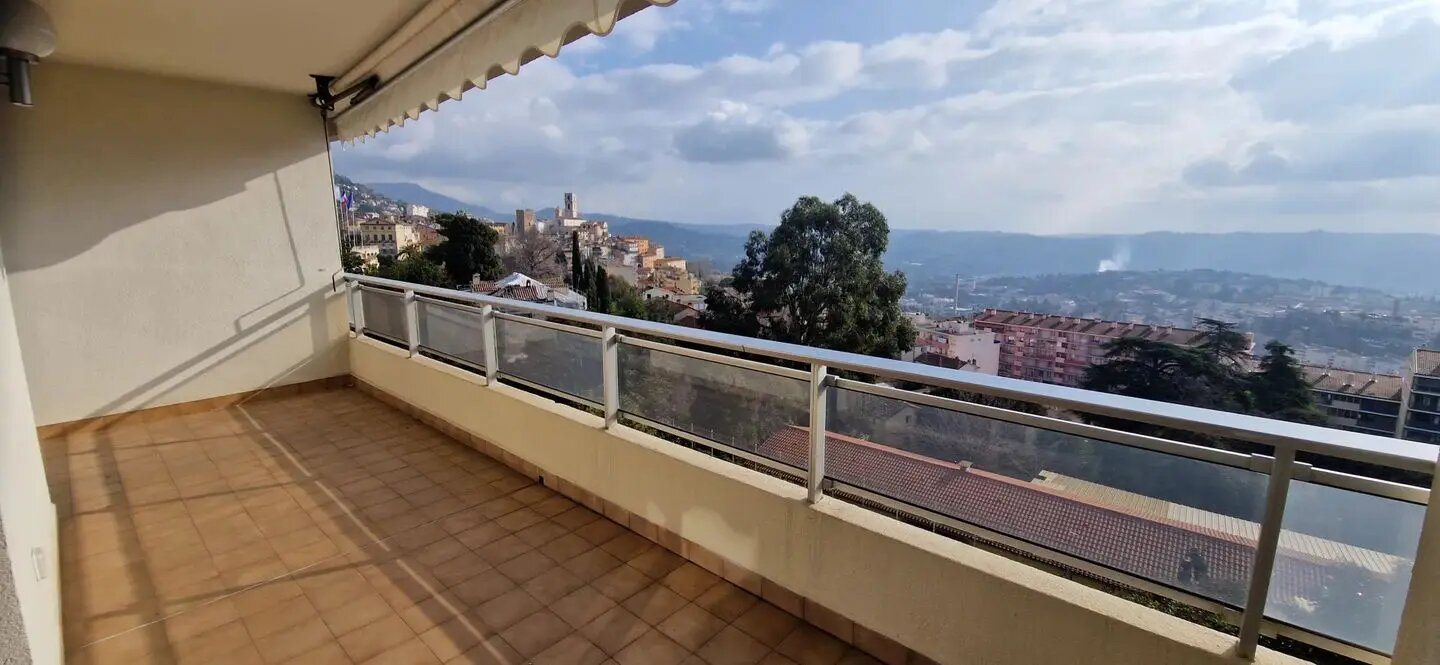Appartement à louer, 85m², Grasse