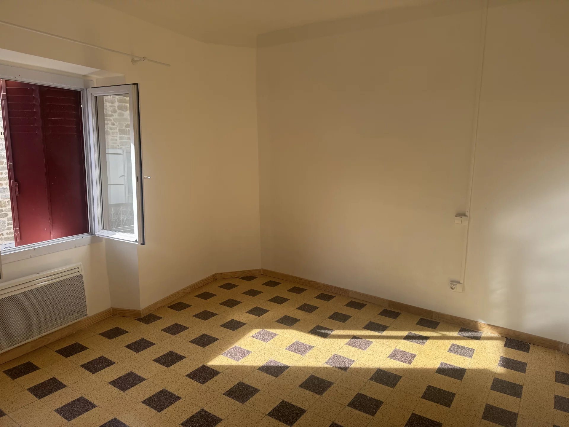 Maison à louer, 62m², Moussac