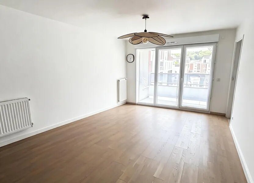 Appartement à louer, 69m², Romainville
