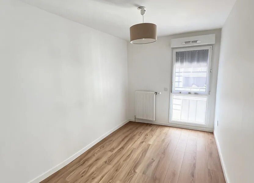 Appartement à louer, 69m², Romainville