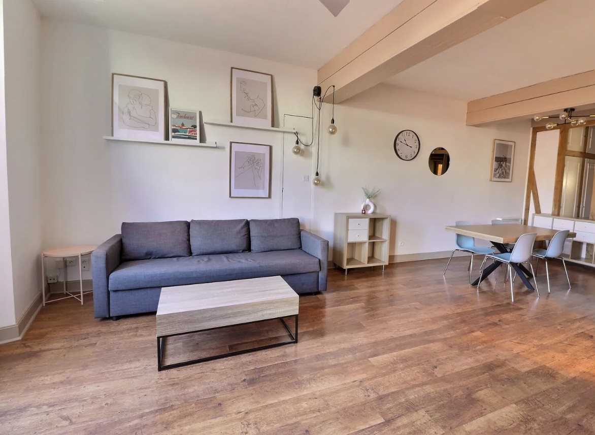 Appartement à louer, 58m², Figeac