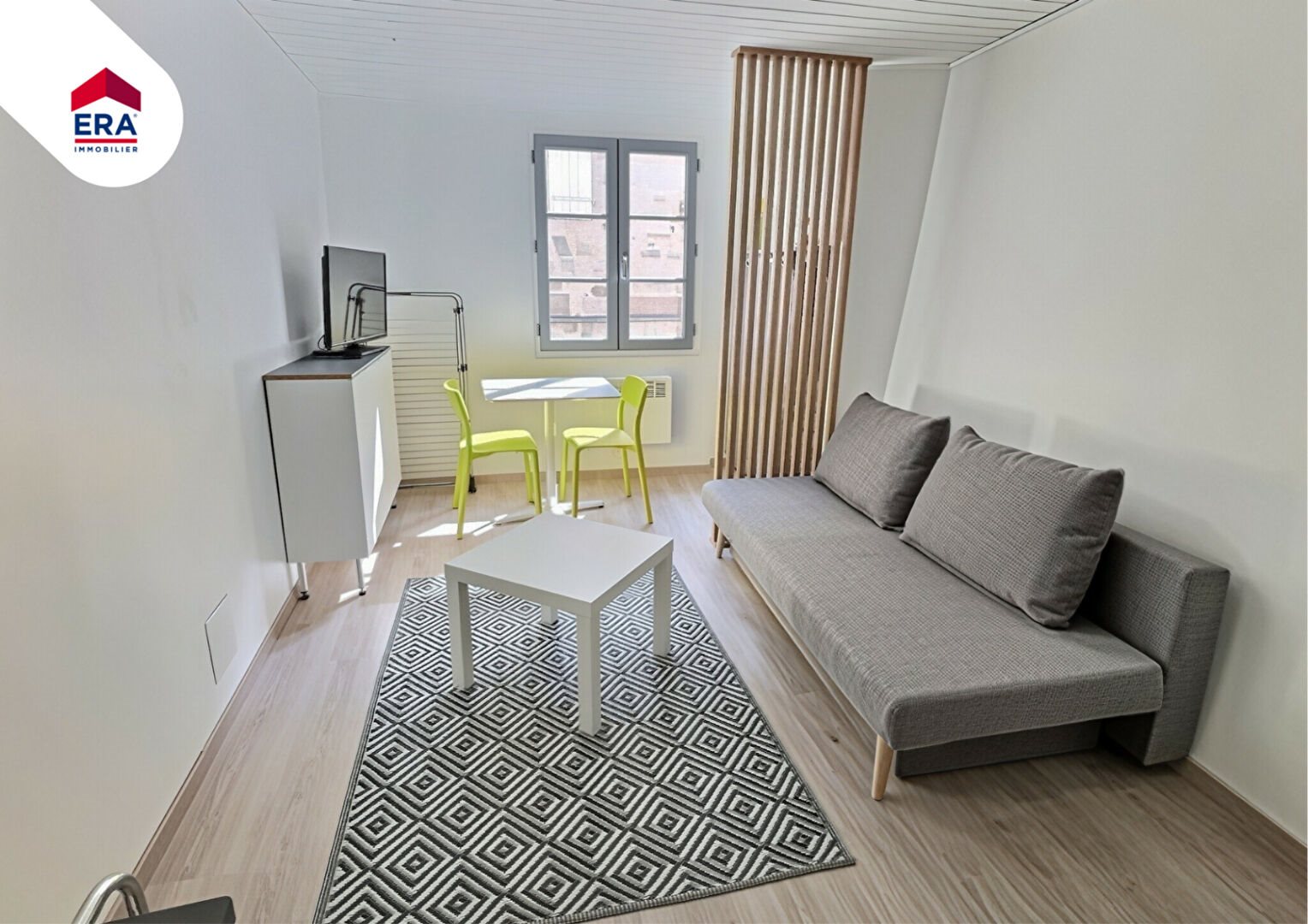 Appartement à louer, 17m², Figeac
