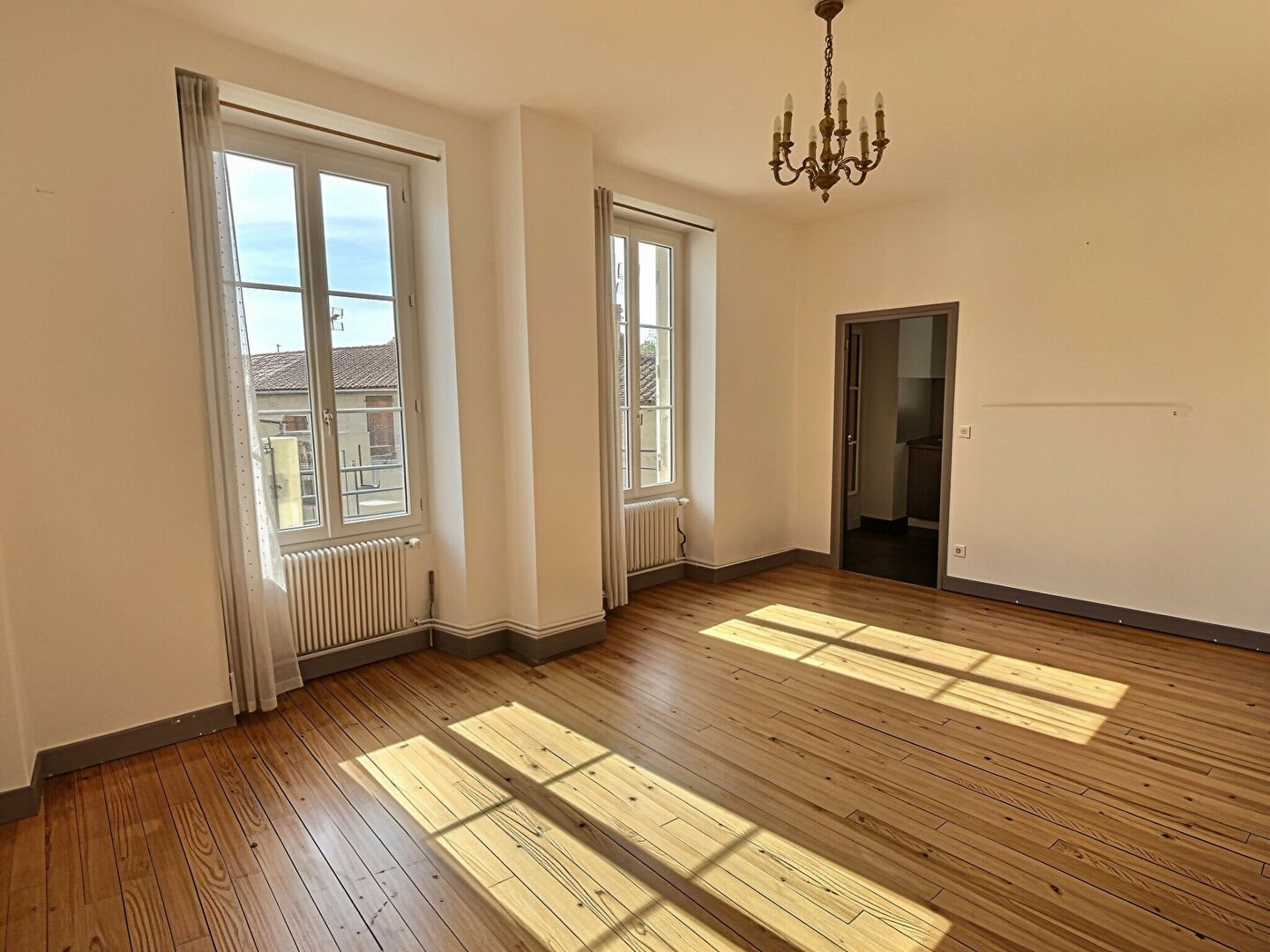 Appartement à louer, 77m², Figeac