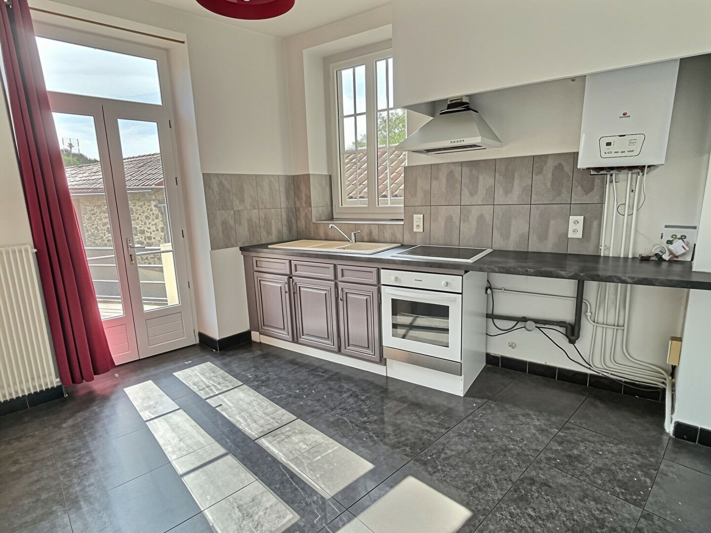 Appartement à louer, 77m², Figeac