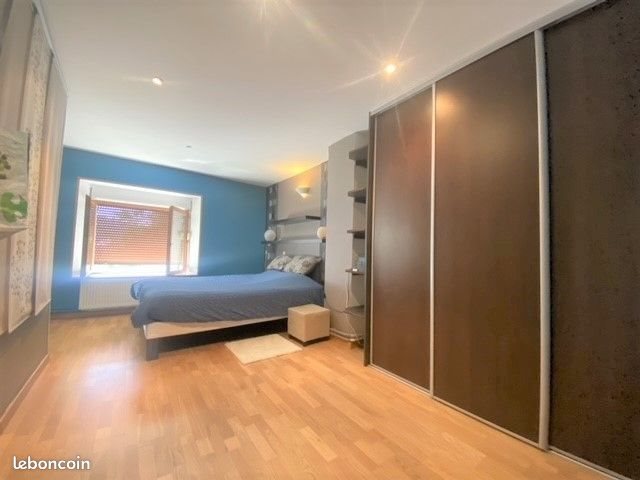 Maison à louer, 160m², Flize