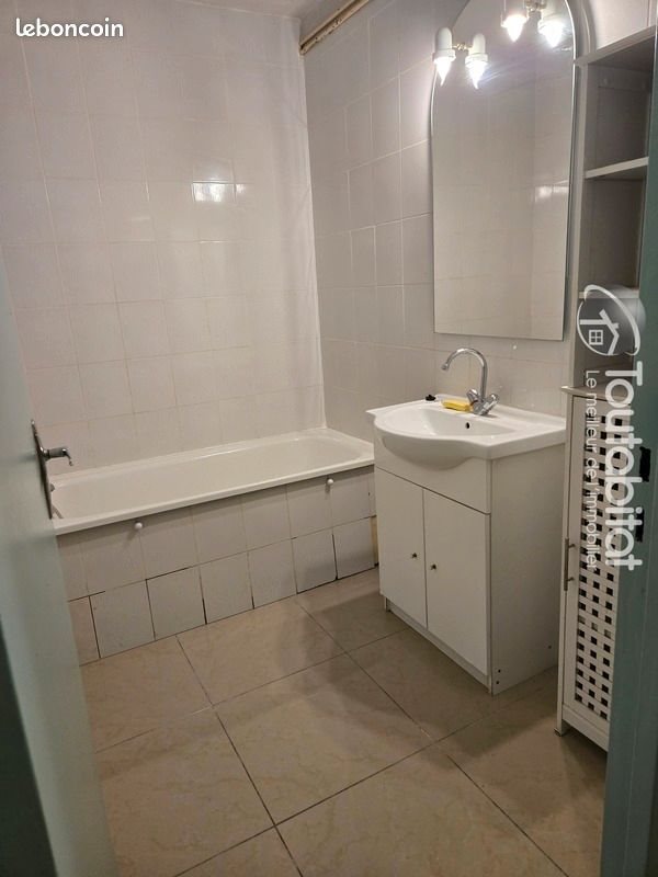 Appartement à louer, 67m², Givet