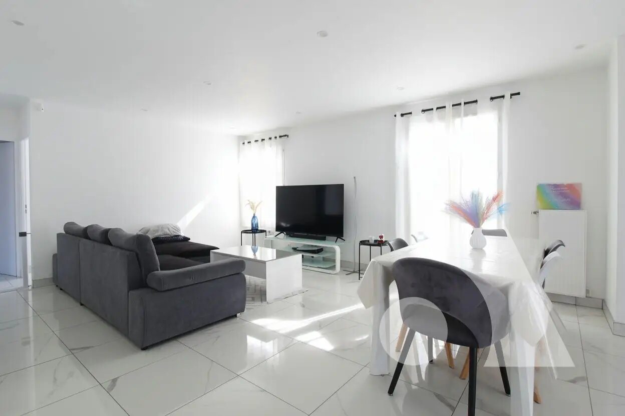 Maison à vendre, 90m², Pont-Sainte-Maxence