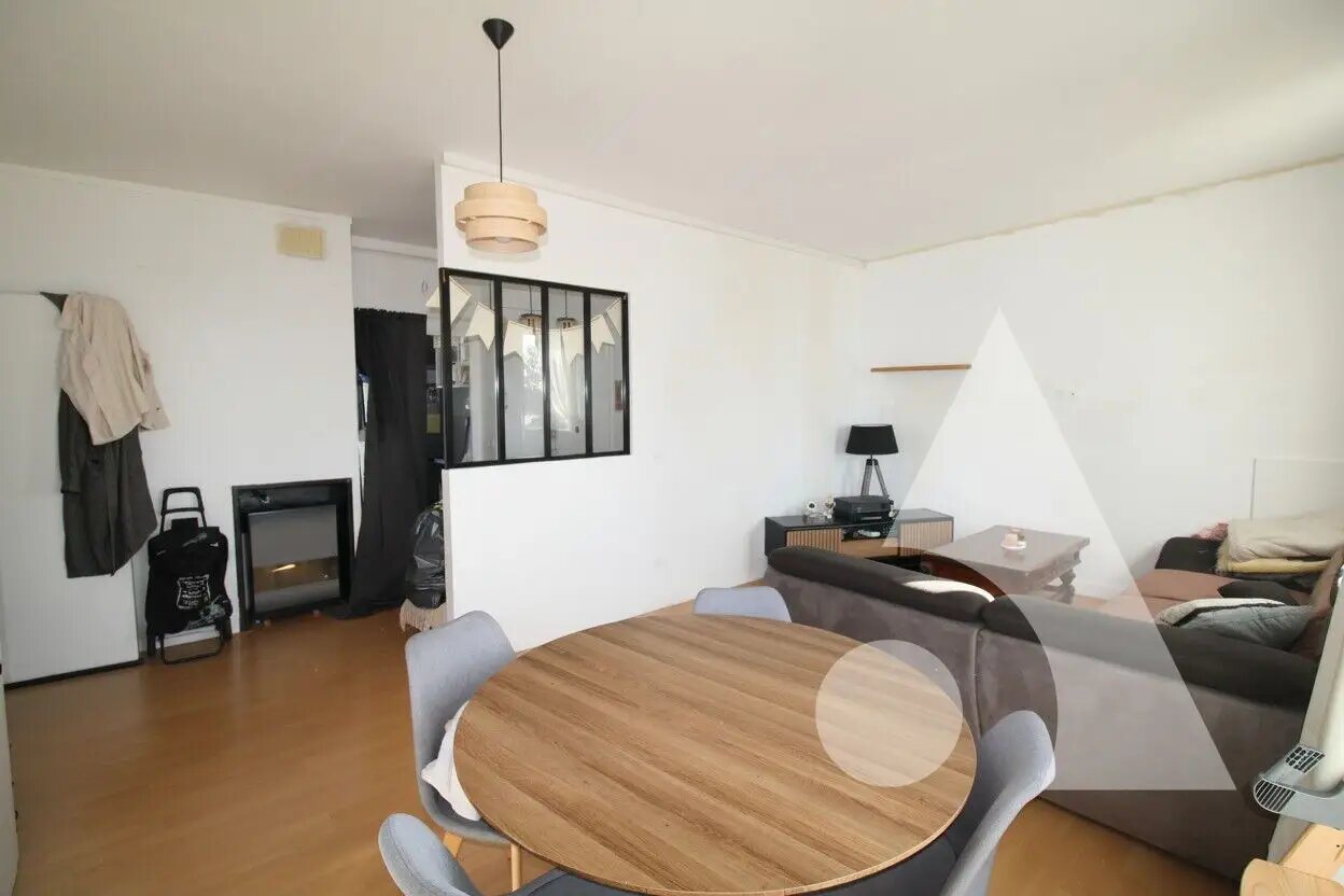 Appartement à vendre, 65m², Lacroix-Saint-Ouen