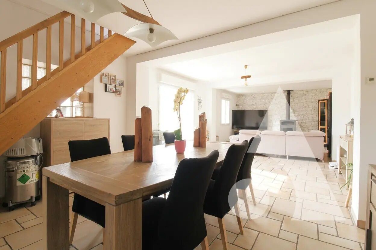 Maison à vendre, 137m², Estrées-Saint-Denis