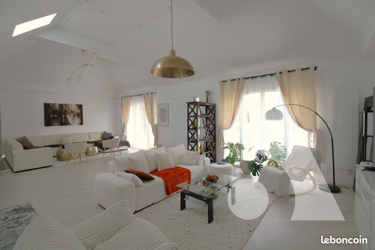 Maison à vendre, 156m², Pont-Sainte-Maxence