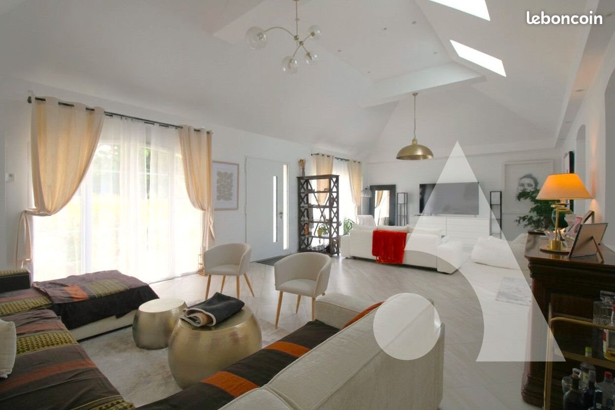 Maison à vendre, 156m², Pont-Sainte-Maxence