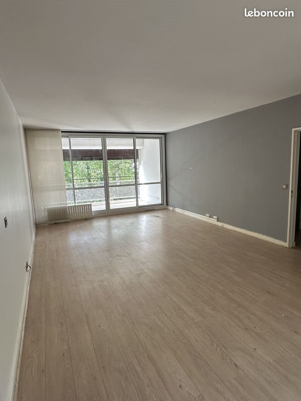 Appartement à vendre, 103m², Vaux-le-Pénil