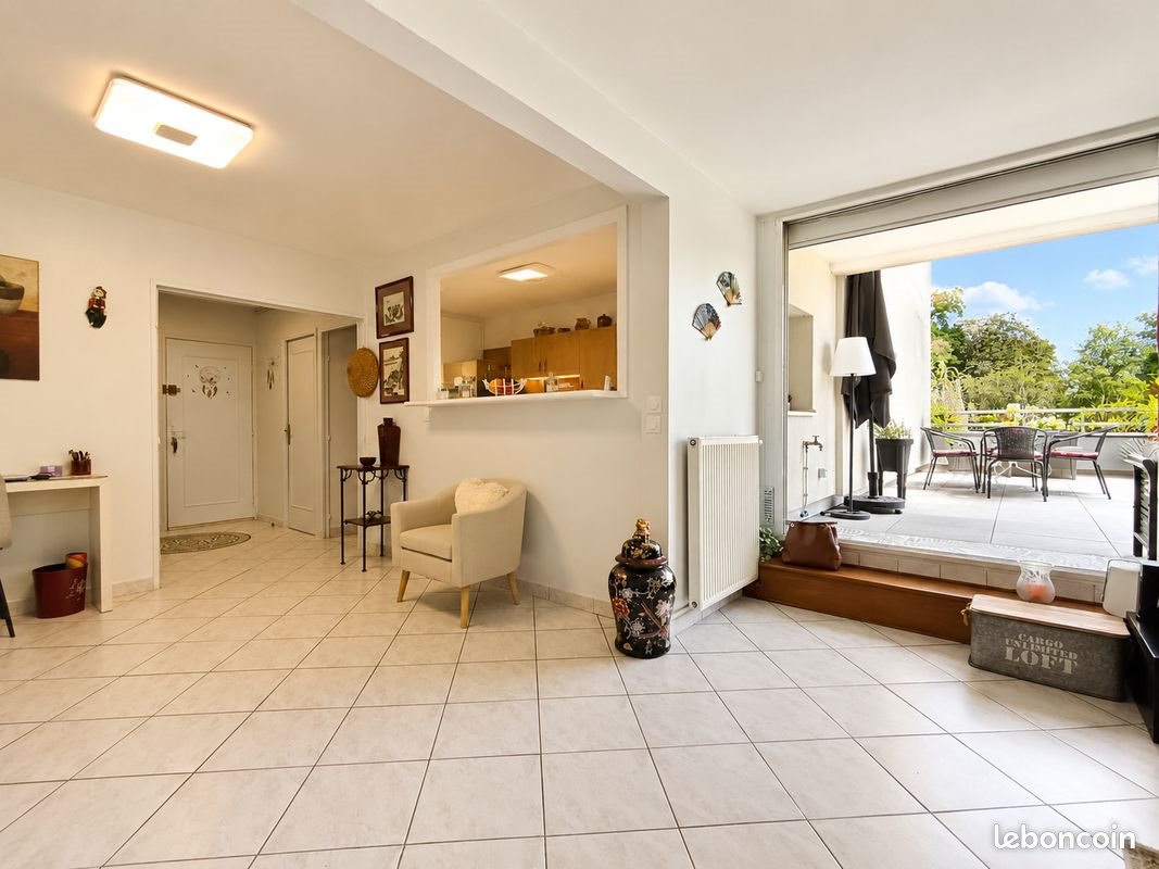 Appartement à vendre, 84m², Vaux-le-Pénil