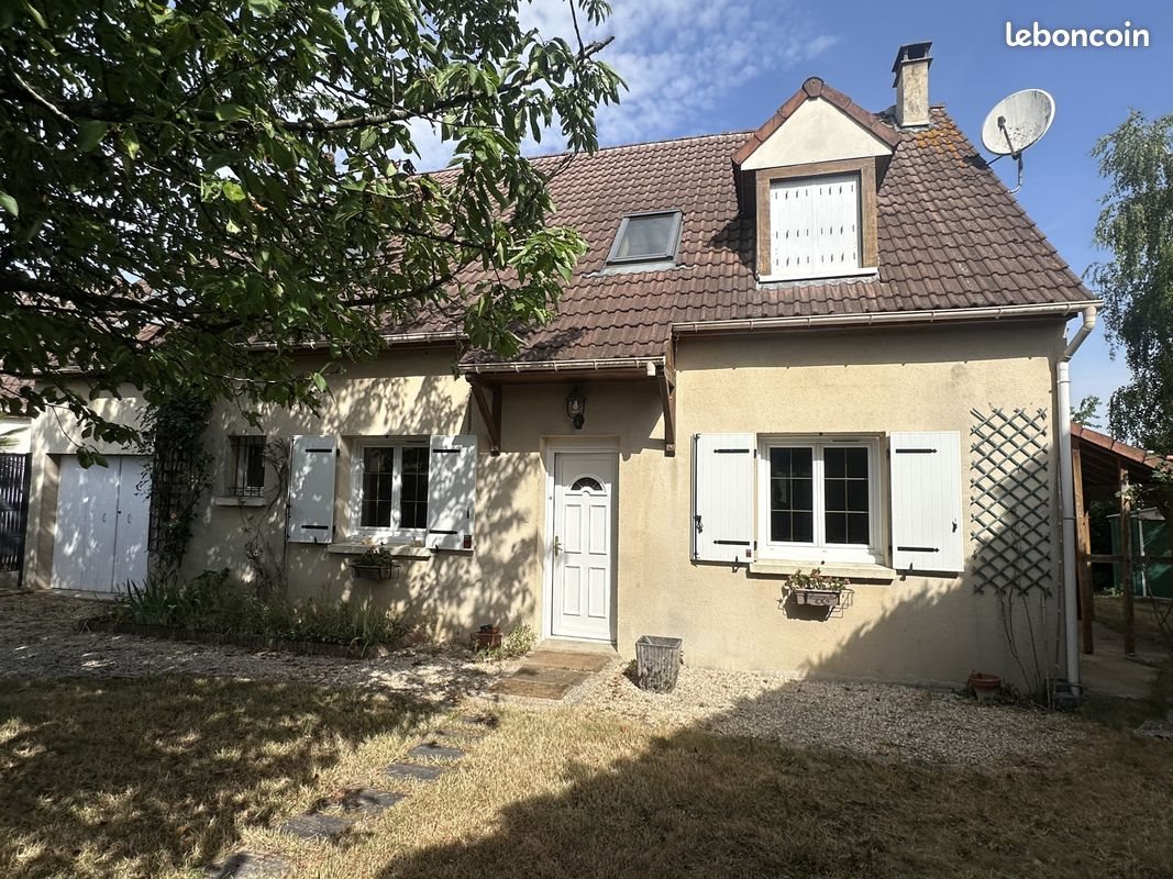 Maison à vendre, 135m², Vaux-le-Pénil