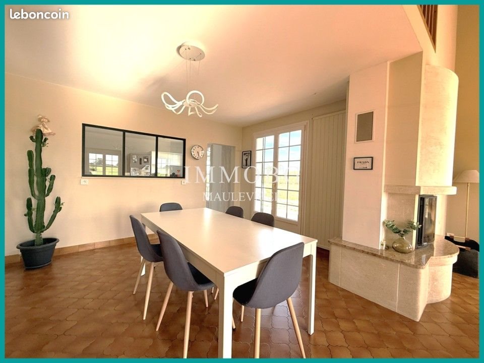 Maison à vendre, 179m², Yzernay