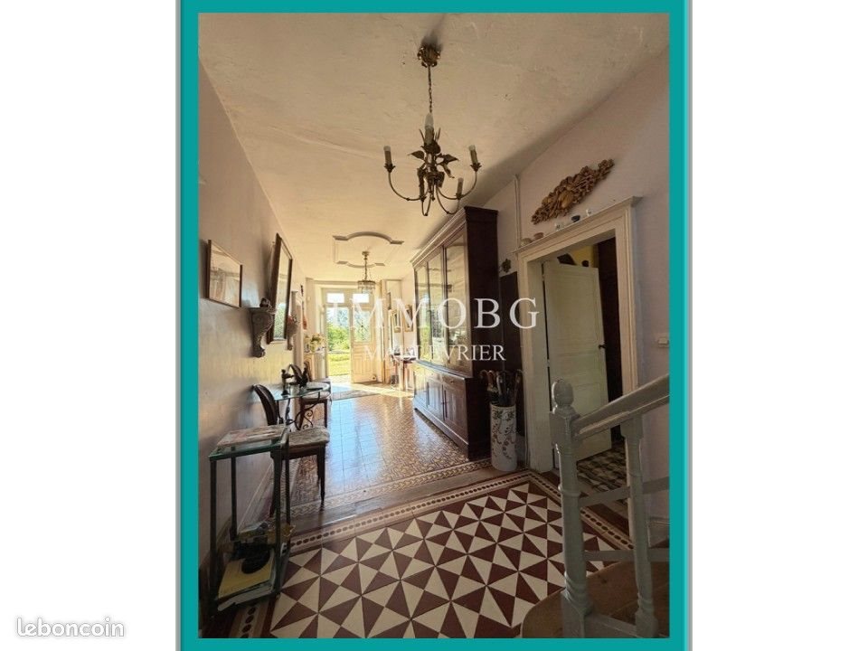 Maison à vendre, 297m², Nueil-les-Aubiers