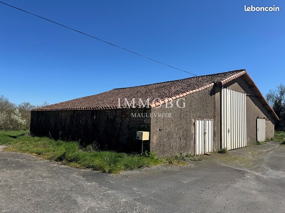 Maison à vendre, 1m², Saint-Pierre-des-Echaubrognes
