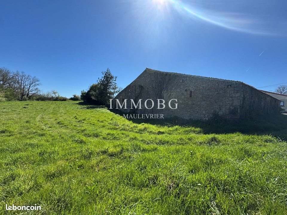 Maison à vendre, 1m², Saint-Pierre-des-Echaubrognes