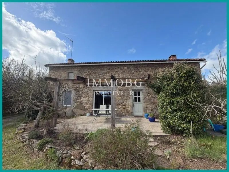 Maison à vendre, 6m², Nueil-les-Aubiers