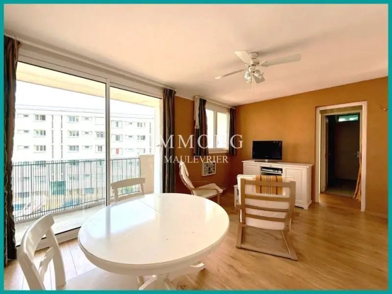 Appartement à vendre, 2m², Cholet